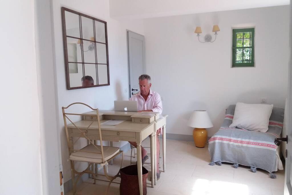 Bastide Au Milieu Des Vignes Et Des Oliviers Aups Villa ภายนอก รูปภาพ